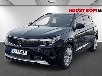 Begagnad Opel Grandland X 303 HK (222 kW) 2022 Svart SUV