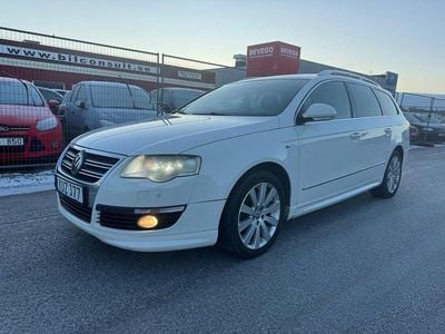 Vit Begagnad 2011 VW Passat Sportline Kombi | 59 934 kr (Dyr)
