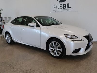 Lexus IS300h