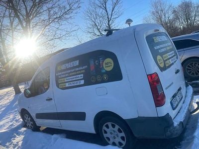 Begagnad 2010 Peugeot Partner Minibuss | 27 000 kr (Marknadspris)