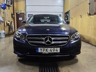 Blå metallic Begagnad 2018 Mercedes E220 Kombi | 225 000 kr