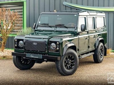Grön Begagnad 2004 Land Rover Defender Kombi | 949 900 kr