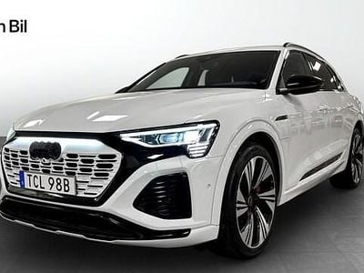 Vit Begagnad 2023 Audi Q8 e-tron S-Line SUV | 759 000 kr (Dyr)