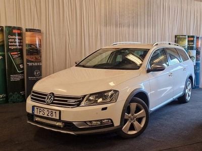 Begagnad VW Passat Alltrack 177 HK (130 kW) 2015 Vit Kombi