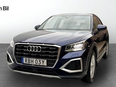 Navarrablå metallic Begagnad 2024 Audi Q2 Advanced Plus SUV | 274 000 kr (Marknadspris)