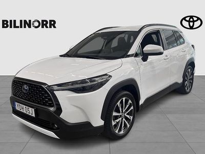 Begagnad Toyota Corolla Cross Plus 200 HK (147 kW) 2022 Vit SUV