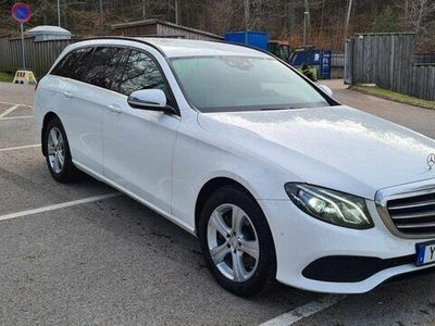 begagnad Mercedes E220 T d 4MATIC 9G-Tronic, widescreen,drag