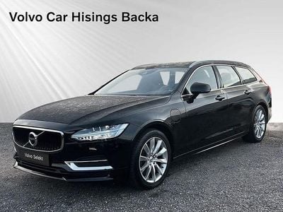 Svart Begagnad 2020 Volvo V90 Momentum Kombi | 327 900 kr (Marknadspris)