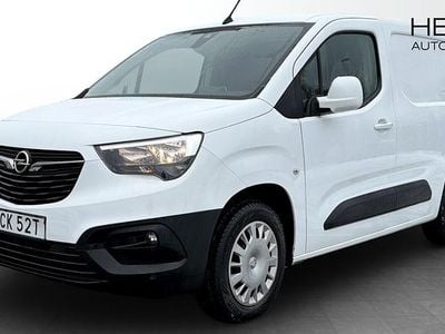 Begagnad Opel Combo 131 HK (96 kW) 2021 Minibuss