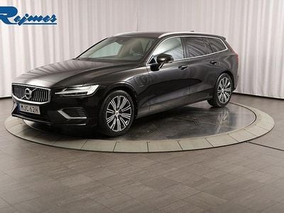 Svart Begagnad 2021 Volvo V60 Inscription Kombi | 299 900 kr (Bra pris)