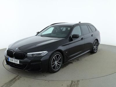 Svart Begagnad 2024 BMW 520 M Sport Kombi | 479 000 kr (Superpris)