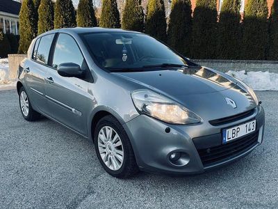 Begagnad 2011 Renault Clio R.S. Halvkombi | 23 500 kr (Marknadspris)