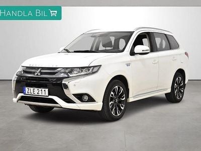 Vit Begagnad 2018 Mitsubishi Outlander SUV | 174 900 kr