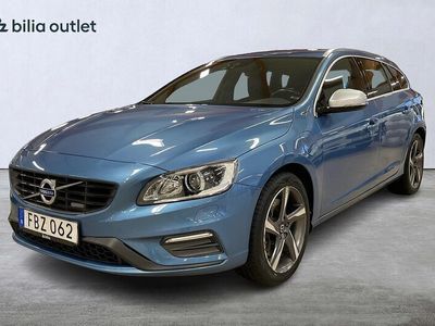 begagnad Volvo V60 D6 Plug-in Hybrid AWD R-Design Backkamera / Drag