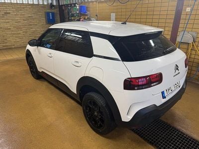 Begagnad 2018 Citroën C4 Cactus PureTech Halvkombi | 99 000 kr (Bra pris)