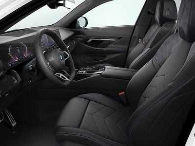 Ny BMW 530e Comfort Edition 2026 Vit Kombi