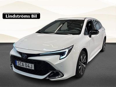 Vit Begagnad 2025 Toyota Corolla Style Kombi | 339 000 kr (Marknadspris)