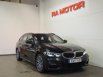 Svart Begagnad 2021 BMW 330e M Sport Kombi | 299 900 kr (Bra pris)