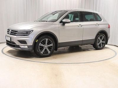 Tungsten silver metallic Begagnad 2017 VW Tiguan Highline SUV | 199 800 kr (Superpris)