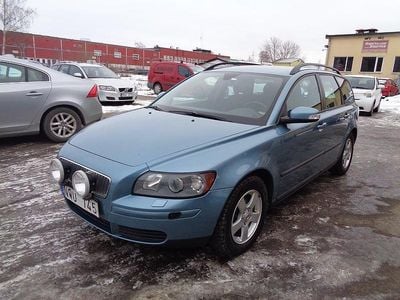 Begagnad Volvo V50 Kinetic 125 HK (91 kW) 2006 Blå Kombi