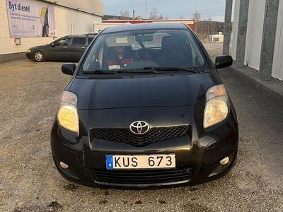 Fint Begagnad 2010 Toyota Yaris | 26 900 kr (Bra pris)