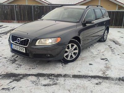 Begagnad 2011 Volvo V70 Kombi | 74 500 kr (Marknadspris)