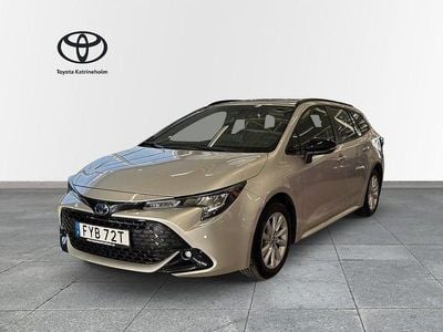 Silver Begagnad 2025 Toyota Corolla Kombi | 279 900 kr (Superpris)