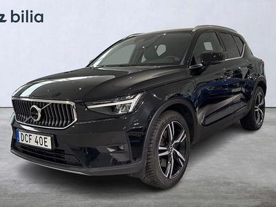 Svart Begagnad 2023 Volvo XC40 Plus SUV | 379 900 kr (Marknadspris)