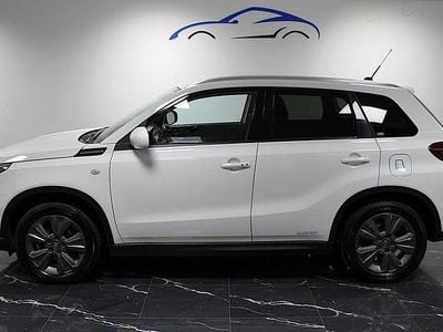 Begagnad Suzuki Vitara 116 HK (85 kW) 2022 Vit SUV