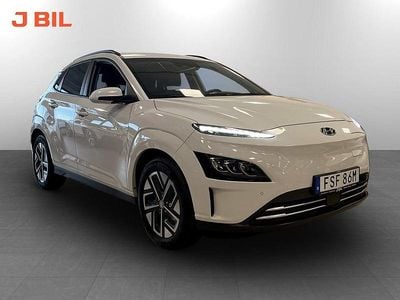 Vit Begagnad 2021 Hyundai Kona Essential SUV | 174 900 kr (Marknadspris)
