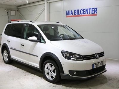 Vit Begagnad 2012 VW Touran Cross Minibuss | 108 999 kr (Marknadspris)