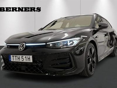 Svart Begagnad 2024 VW Passat R-line Kombi | 479 900 kr
