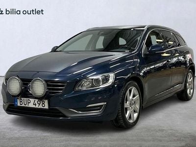 Blå Begagnad 2014 Volvo V60 Summum Kombi | 149 900 kr (Marknadspris)