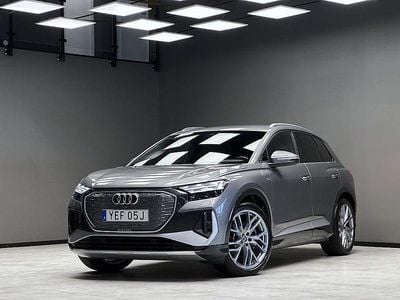 Grå Begagnad 2022 Audi Q4 e-tron Comfort SUV | 359 900 kr (Dyr)