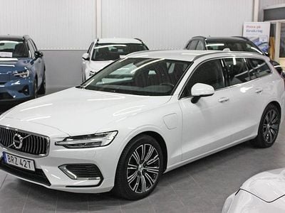 Begagnad Volvo V60 Inscription 253 HK (186 kW) 2021 Vit Kombi