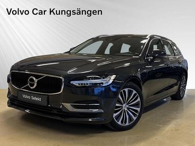 Grå Begagnad 2020 Volvo V90 Momentum Kombi | 329 900 kr (Marknadspris)