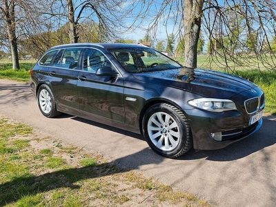 begagnad BMW 525 d xDrive Steptronic Svensksåld, Skinn, Topp skick 2013, Kombi