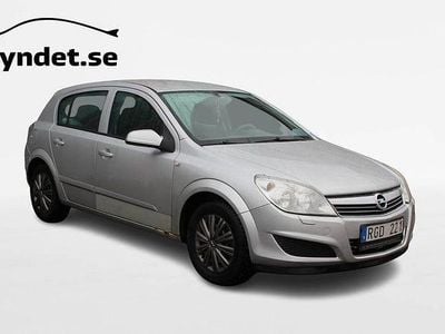 Grå Begagnad 2007 Opel Astra Halvkombi | 22 500 kr (Dyr)