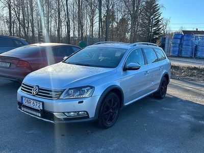 begagnad VW Passat Alltrack 2.0 TDI 4Motion Premium Euro 5