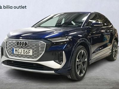Blå Begagnad 2024 Audi Q4 e-tron S-Line SUV | 569 900 kr (Marknadspris)