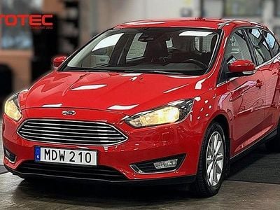Röd Begagnad 2015 Ford Focus Titanium Kombi | 69 000 kr (Marknadspris)
