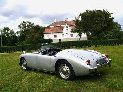 Silver met/black leather/black convertible top Begagnad 1959 MG 1600 Cab | 215 000 kr