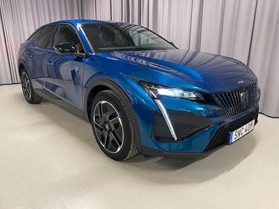 Blå Begagnad 2024 Peugeot 408 GT GTi SUV | 294 900 kr (Marknadspris)