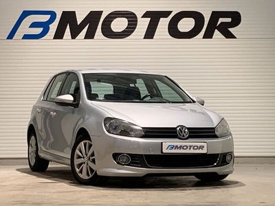 begagnad VW Golf 1.6 TDI BlueMotion Dark Label 5 dörrar