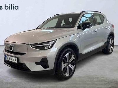 Begagnad Volvo XC40 Single Motor 175 kW (238 HK) 2023 Silver SUV