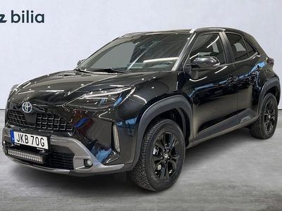 Svart Begagnad 2022 Toyota Yaris Cross SUV | 299 900 kr (Marknadspris)
