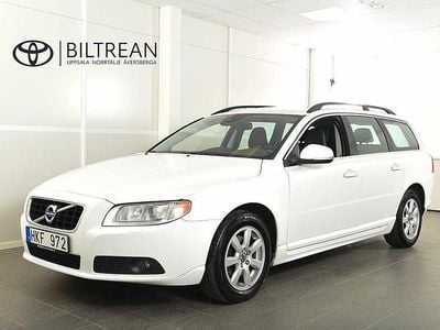 Begagnad Volvo V70 Momentum 163 HK (119 kW) 2012 Vit Kombi