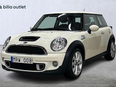 Vit Begagnad 2012 Mini Cooper SD Halvkombi | 84 900 kr