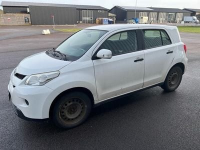 begagnad Toyota Urban Cruiser 1.4 D-4D AWD 90hk LÄS ANNONSEN