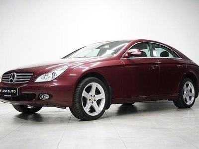 Begagnad Mercedes CLS500 306 HK (225 kW) 2005 Röd Sportkupé